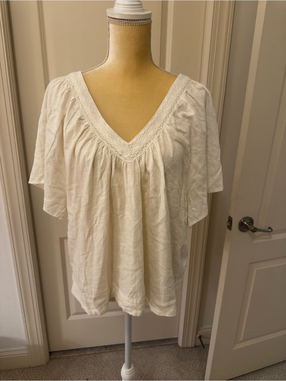 Loft Cream V-Neck Peasant Top Linen NWT XL